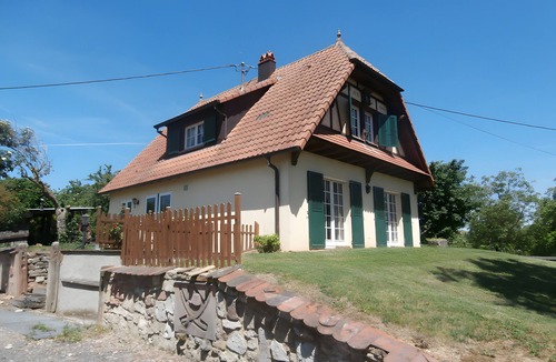 Schnersheim House | Saint Ulrich Cottage with Garden