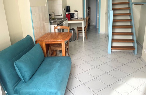 Laval Apartment | Sainte-Catherine - 500m centre-ville