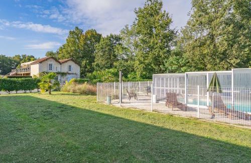 Saint-Simon-de-Bordes Apartment | Saintes