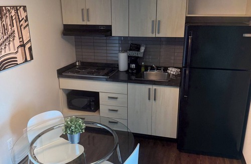 Hillhurst Hotel | Sait