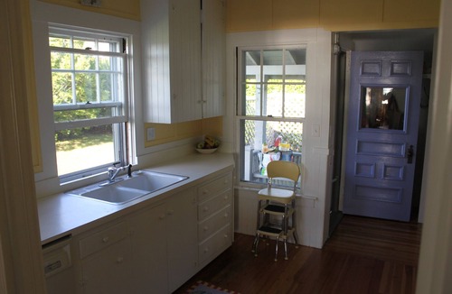 Little Compton Cottage | Sakonnet Harbor is Your Private Front Yard!