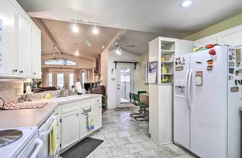 Salado House | Salado Retreat w/Grill & Golf Course Views!