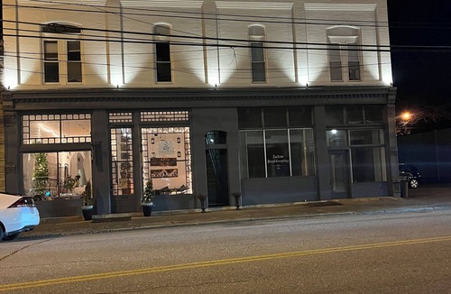 Salem Apartment | Salem Boutique Downtown 3BDRM Suite