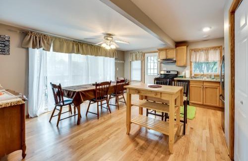 Paddock Lake House | Salem Vacation Home w/Dock: Steps to Paddock Lake