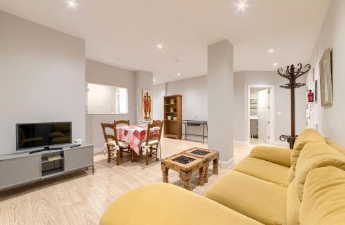 Barakaldo Apartment | Salgeta Reformado amplio y acogedor con wifi