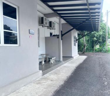 Wakaf Che Yeh House | Saliff Cottage 1