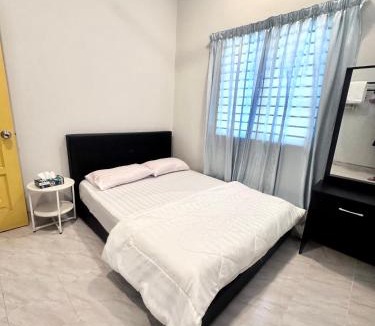 Wakaf Che Yeh House | Saliff Cottage 1