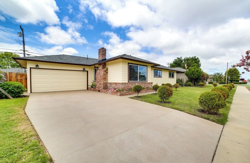 Salinas Cottage | Salinas Home w/Pool - Near Weathertech Raceway!