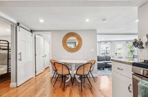 Salisbury Apartment | Salisbury Beach Retreat | Direct Beach Access