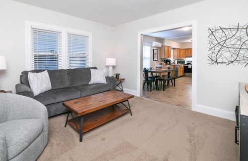 Salisbury House | Salisbury Hideaway