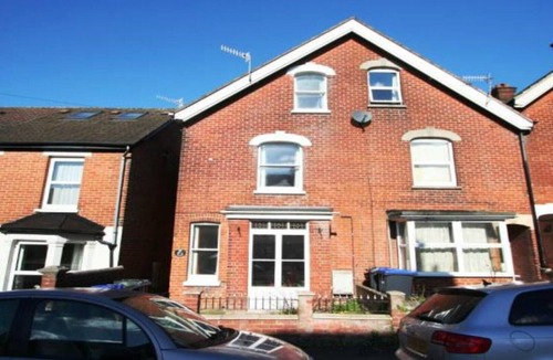 Salisbury House | Salisbury Period Townhouse