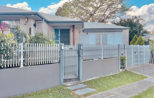 Salisbury Apartment | Salisbury Suburban Escape