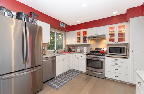 Gleneden Beach House | Salishan Beach & Golf Sanctuary on 17th Fairway