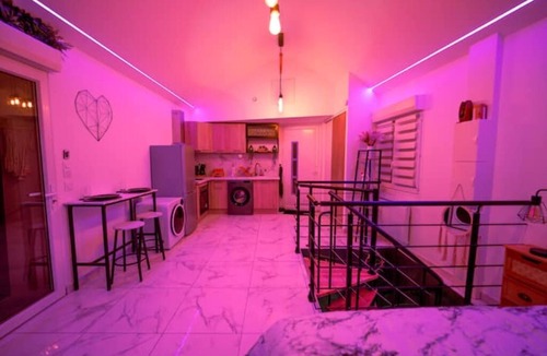 Etampes-sur-Marne Apartment | Salle D'amour L'elixird'amour