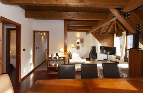 Sallent de Gallego Apartment | Sallent Viewpoint by BeValle
