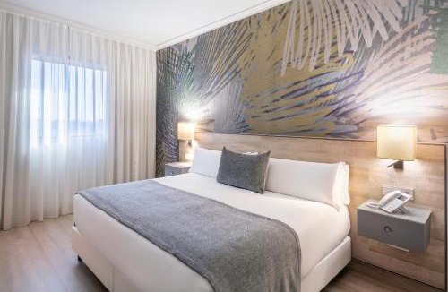 El Prat de Llobregat Hotel | Salles Ciutat del Prat Barcelona Airport
