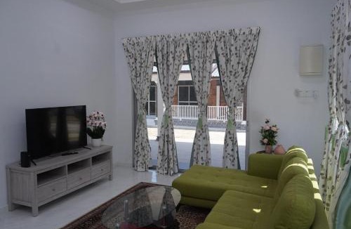 Kampung Sekati House | Sally House 1