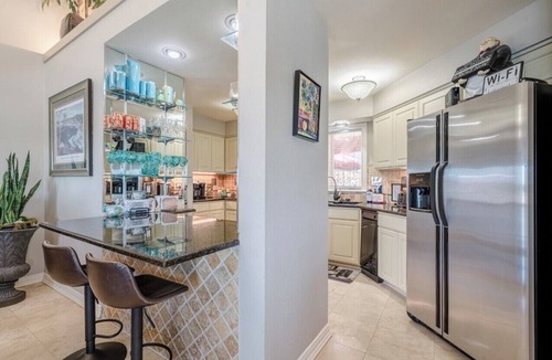 Lake Hamilton Condo | Sally's Blue Pearl 3 Br/2 Bath - APRIL 2026 DISCOUNTS.INQUIRE NOW!