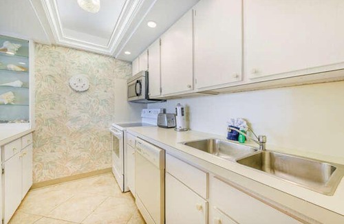Bonita Springs House | Sally's Dolphin Way Condo