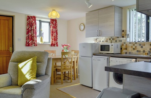 Wenhaston Cottage | Sally's Nest - E3042