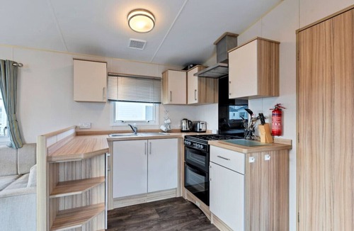 Dogdyke Cabin | Sally's Superior Stay