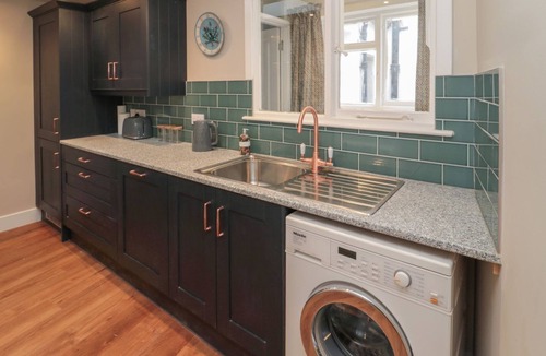 Norham Cottage | Salmon Cottage