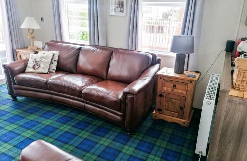 Dollar House | Salmon-Leap Lodge