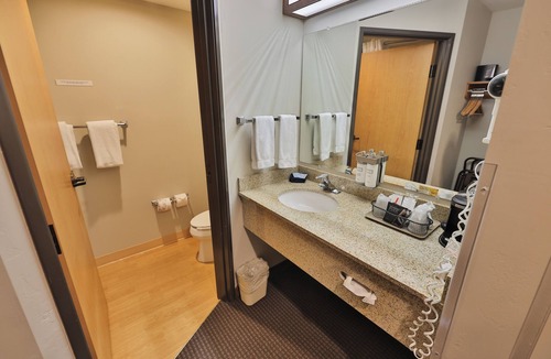 Riggins Hotel | Salmon Rapids Lodge