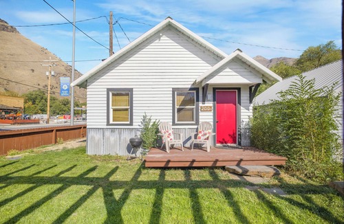 Riggins Cabin | Salmon River Cabin #200