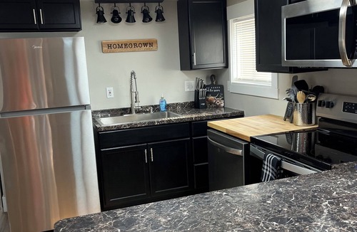 Salmon House | Salmon River Hideaway with Hottub