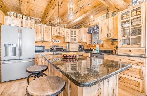 Thompsonville House | Salmon Run