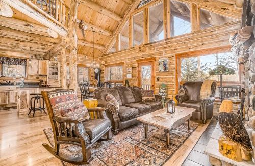 Thompsonville House | Salmon Run