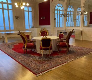 Epernay Hotel | Salon Boyer