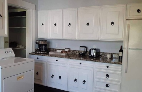 Forest Grove Apartment | SalsVista 1st Floor Corner Apt