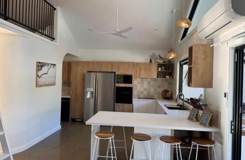 Horseshoe Bay Villa | Salt Ayres