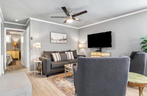 Bandera House | Salt Block - French Serenity Suite 3