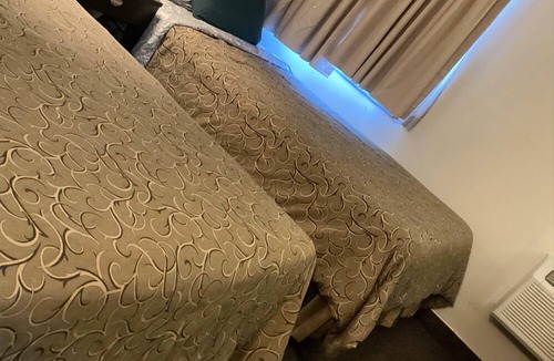 Hutchinson Hotel | Salt City Inn