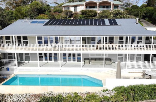 Avoca Beach Apartment | SALT DECK - THE UPPER DECK | Accom Holiday