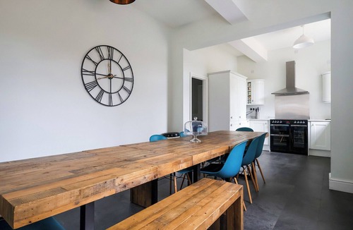 Berkeley Cottage | Salt House - UK43012