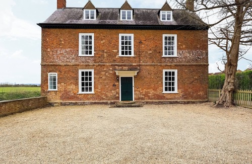 Berkeley Cottage | Salt House - UK43012
