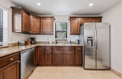 South Salt Lake House | Salt Lake Cabana | Hot Tub + Gated Parking