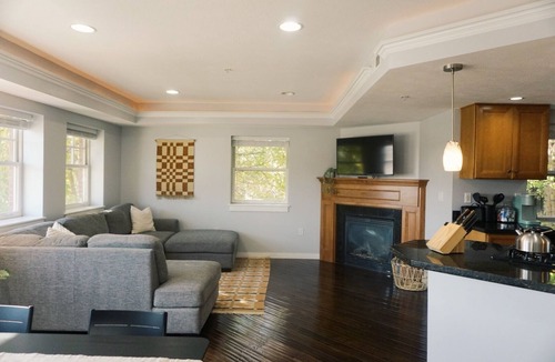 Lower Avenues Apartment | Salt Lake City Stay – Comfy 1BR Near It All