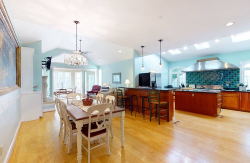 Bethany Beach House | Salt Pond House close to beach with W/D, pool, tennis access