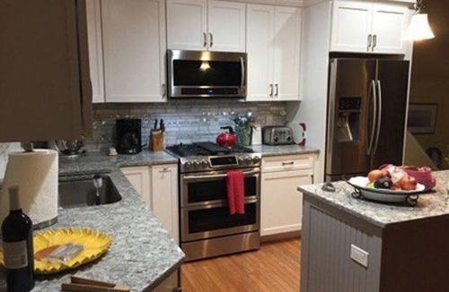 Narragansett House | Salt Pool, AC, Beaches and Newport! PETS Welcome!