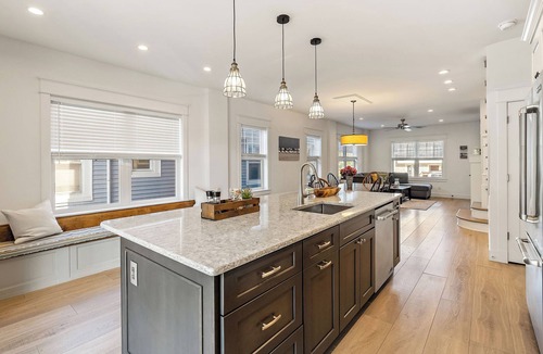 Wall Apartment | Salt, Sand and Tequila - Perfect Together