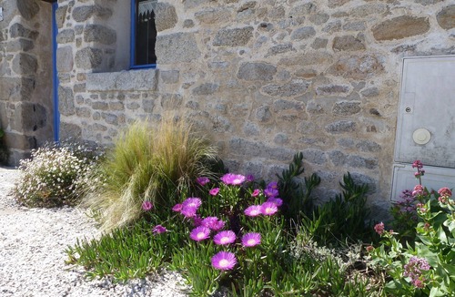 Guerande House | Salt worker's house, warm setting in a privileged environment
