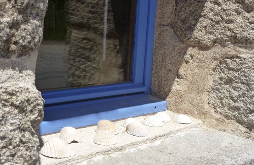 Guerande House | Salt worker's house, warm setting in a privileged environment