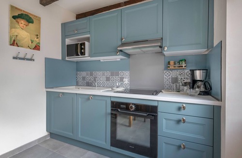 Batz-sur-Mer Ski Chalet | Salt worker’s house 400 m from the marsh