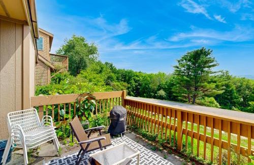 Quechee House | Saltbox 12A