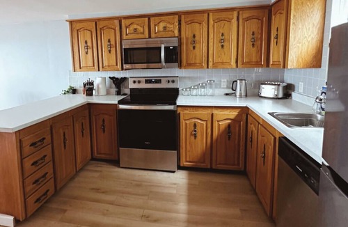 New Harbour House | Saltbox Landing – Bayfront Views